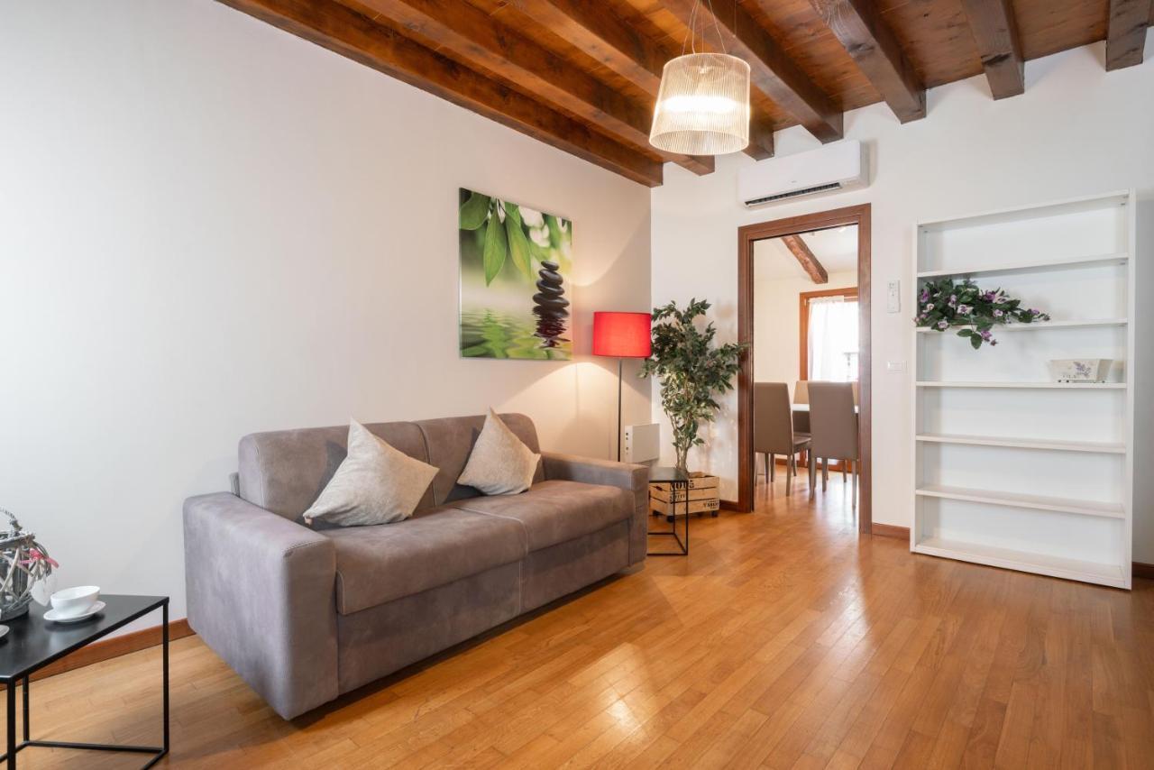 Design Palace Apartment By Wonderful Italy Венеція Екстер'єр фото