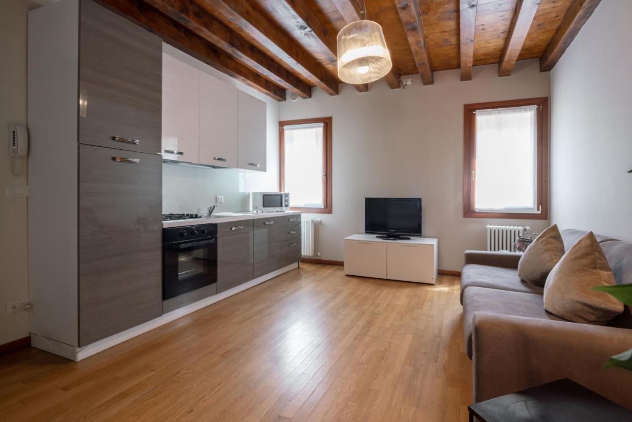 Design Palace Apartment By Wonderful Italy Венеція Екстер'єр фото