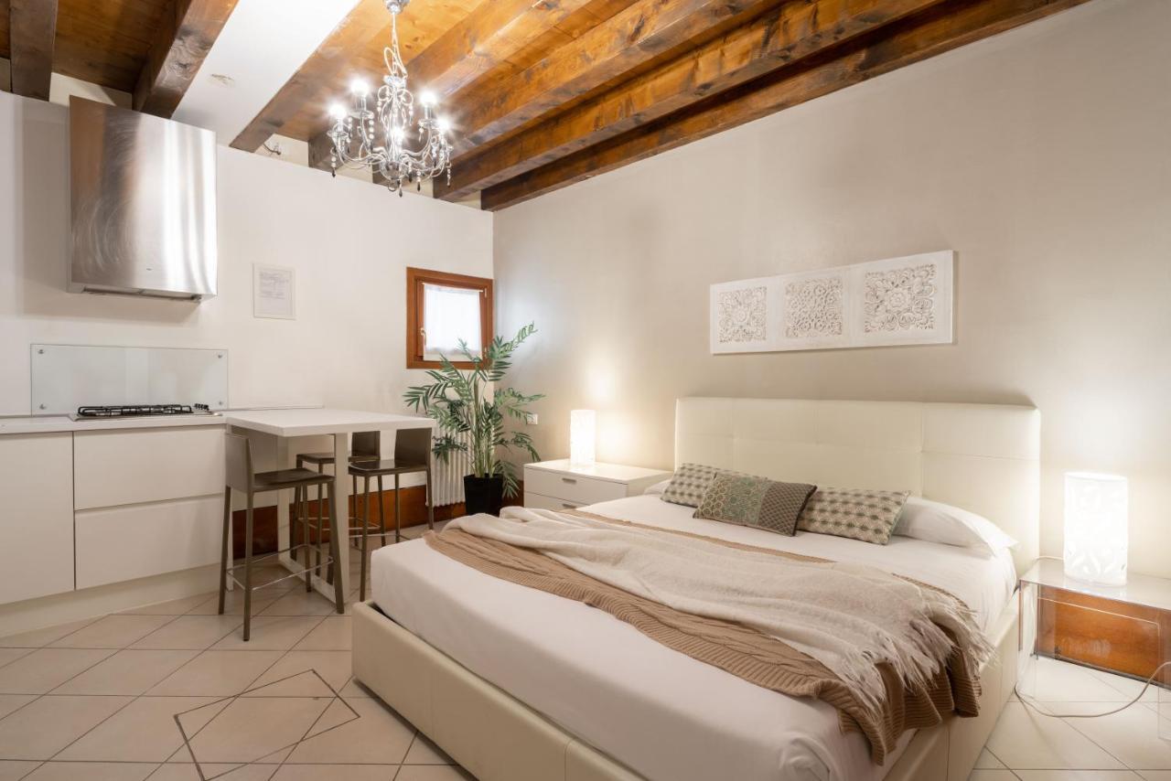 Design Palace Apartment By Wonderful Italy Венеція Екстер'єр фото